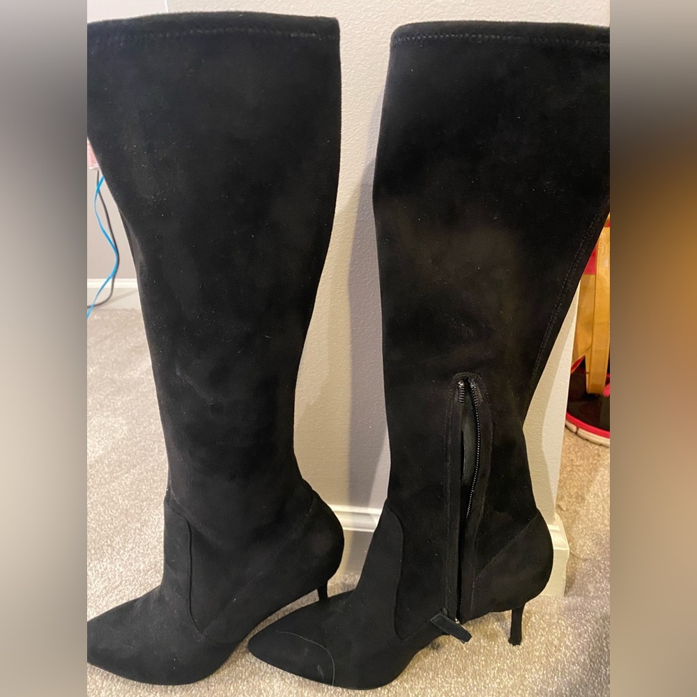 Classic Black Suede Nine West Boots!